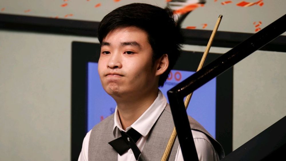 随着社交媒 随着社交媒