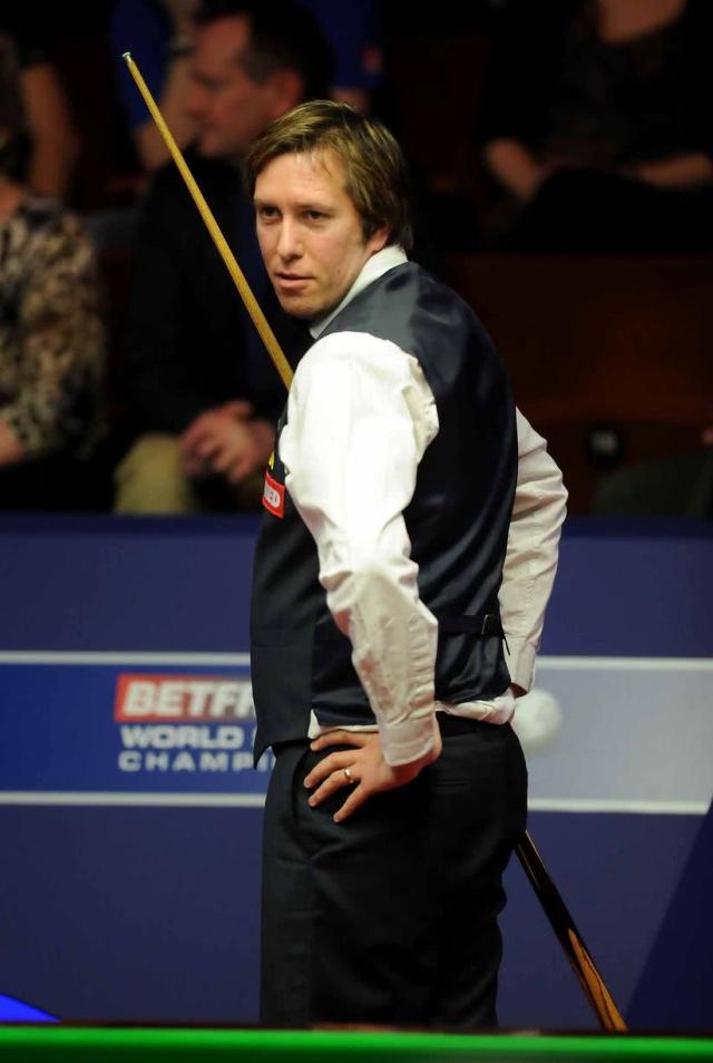 扩展成带有 扩展成带有