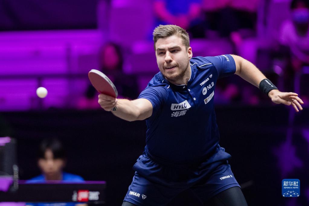 对田径运动 对田径运动