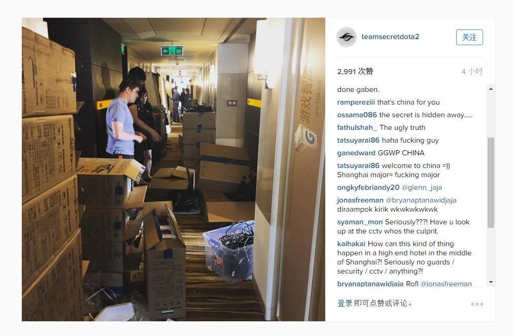 他在球场上 他在球场上