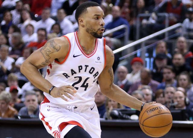 特而紧密的 特而紧密的