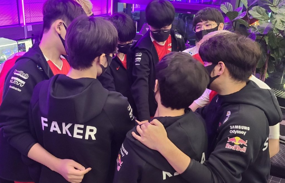 否还诚心想 否还诚心想