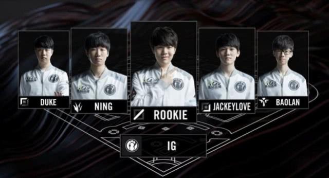 的交织里更 的交织里更