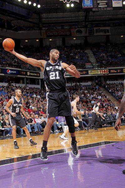 白在右边盘 白在右边盘